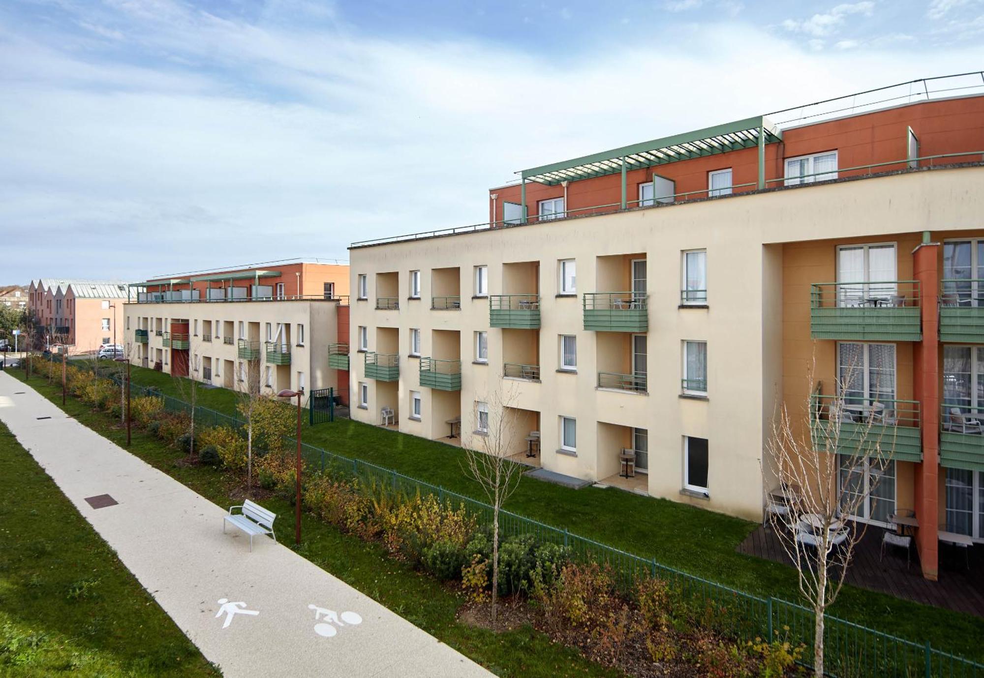 B&B Hotel Bois D'Arcy Saint Quentin En Yvelines Dış mekan fotoğraf